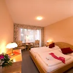 Aktivhotel Heikenberg In Hotel 3*