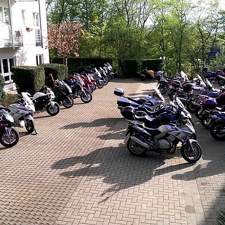 فندق Aktivhotel Heikenberg In 3*